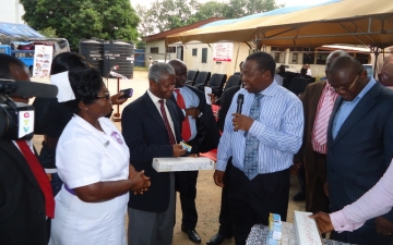 A dep. minister for health visits Accra Psychiatric Hospital_15