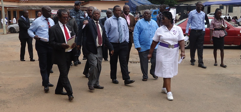 A dep. minister for health visits Accra Psychiatric Hospital_1